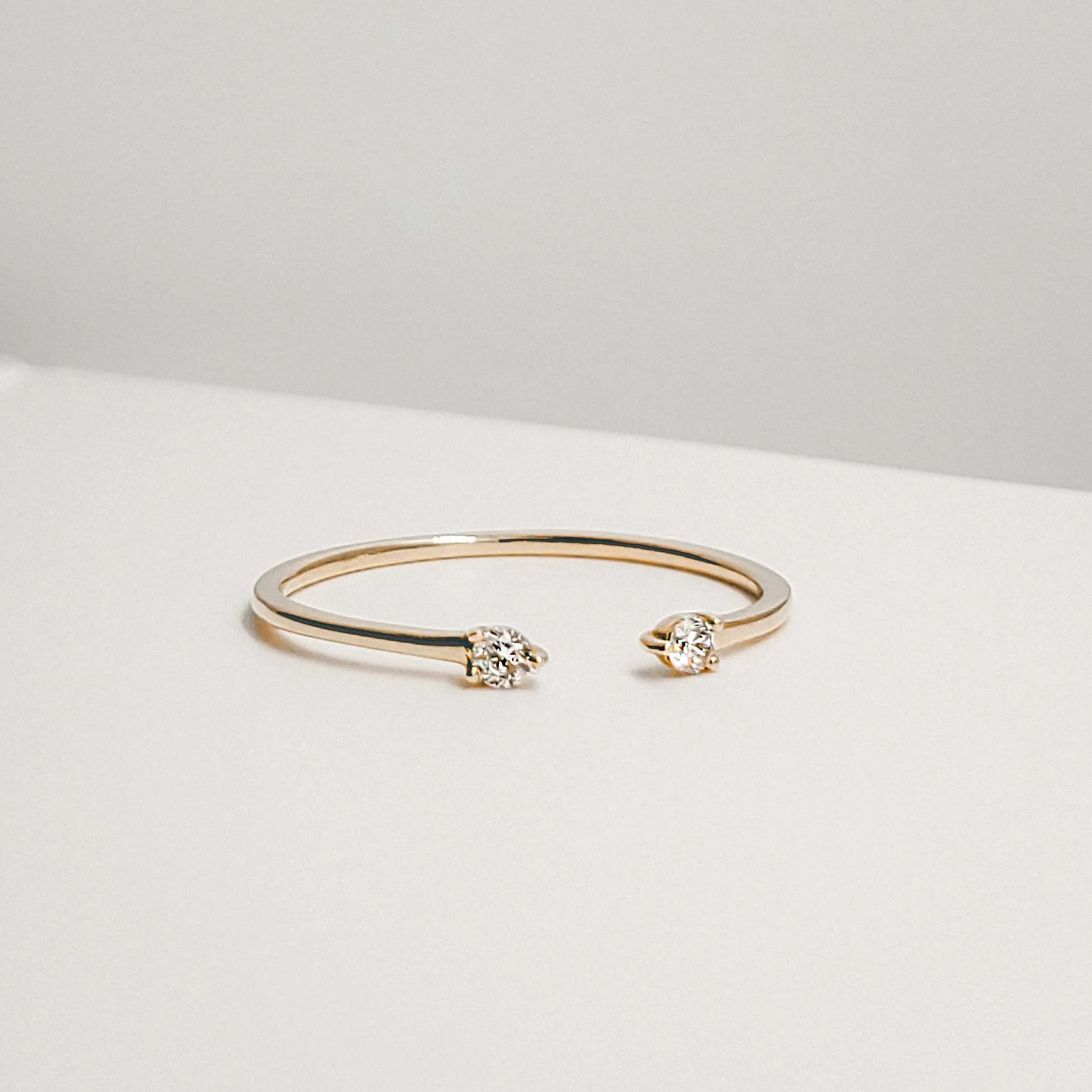 18K Open Diamond Ring