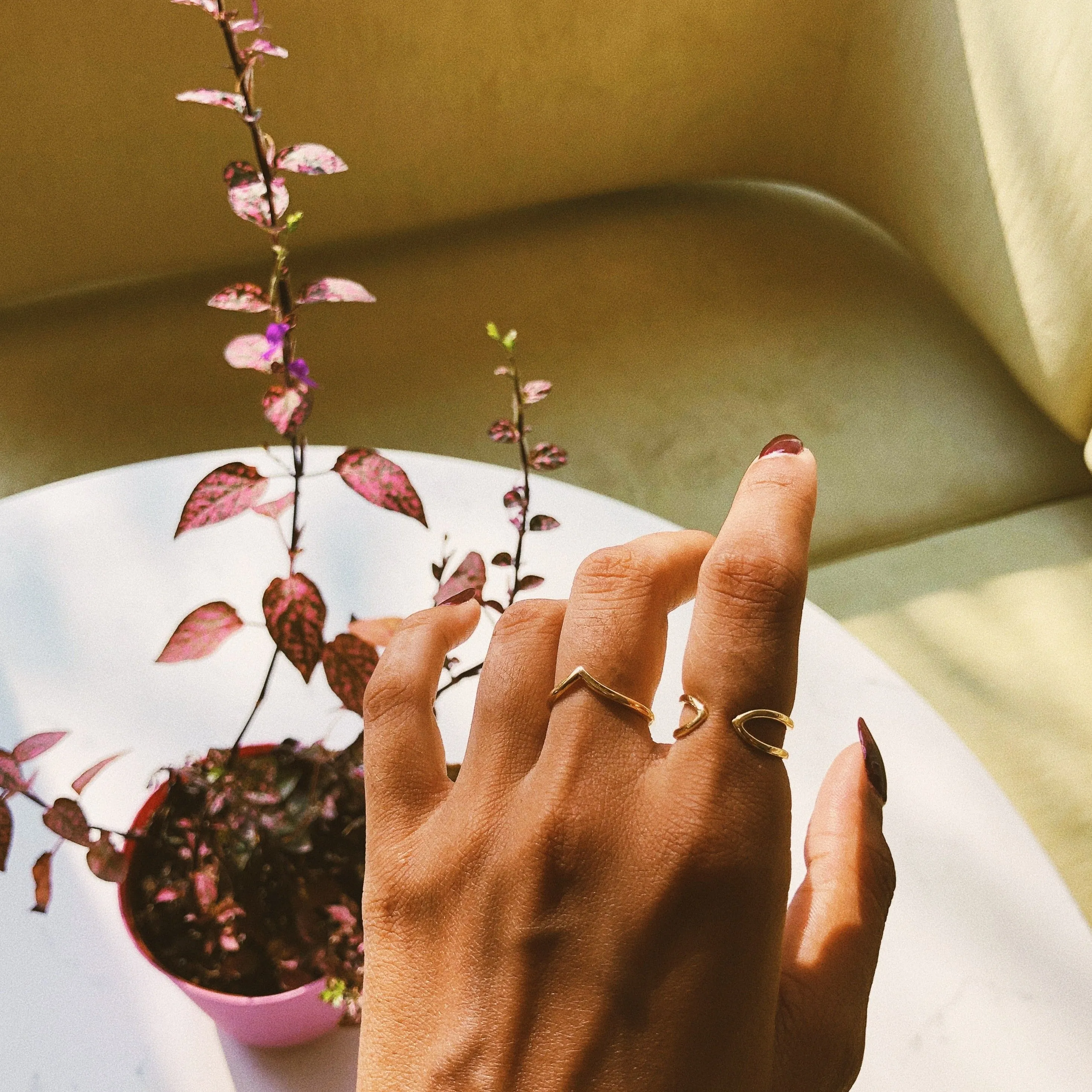 18K Wishbone Ring