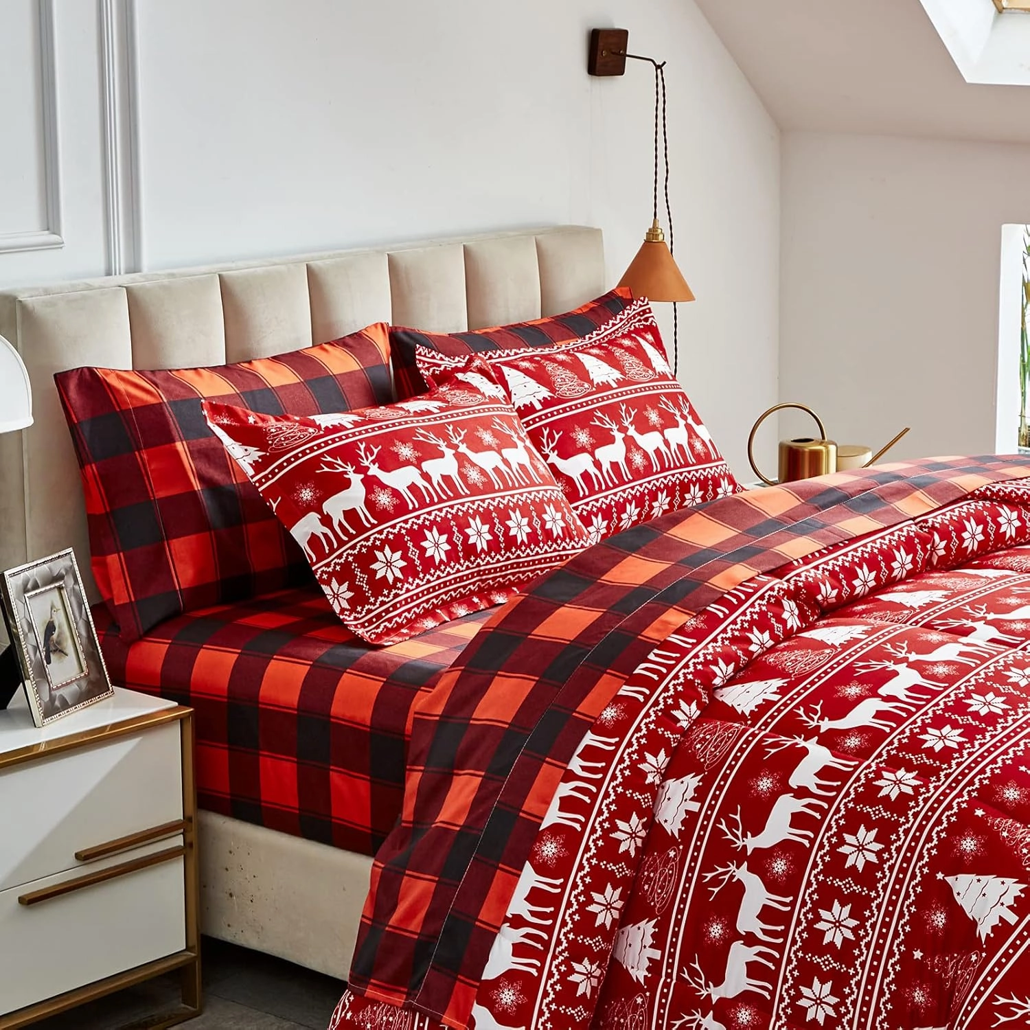 Christmas Bed in a Bag Red Deer with Snowflake Queen Size 7 Pieces Comforter Set Holiday Style - Soft Reversible Bed Duvet Set (1 Comforter 2 Pillow Shams 1 Flat Sheet 1 Fitted Sheet 2 Pillowcases)