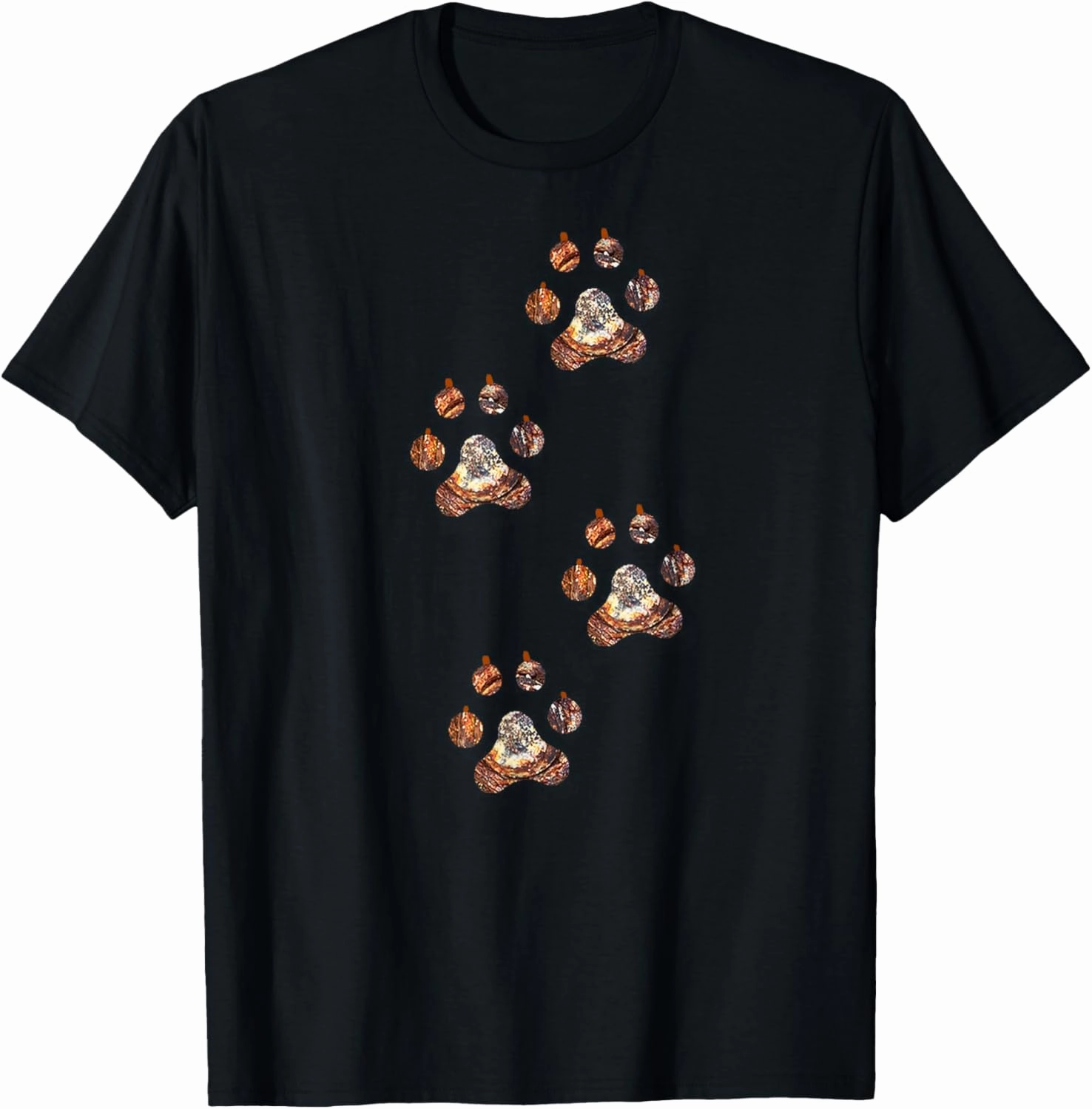 Cool rustic wild animal paw tracks bear mountain lion wolf T-Shirt