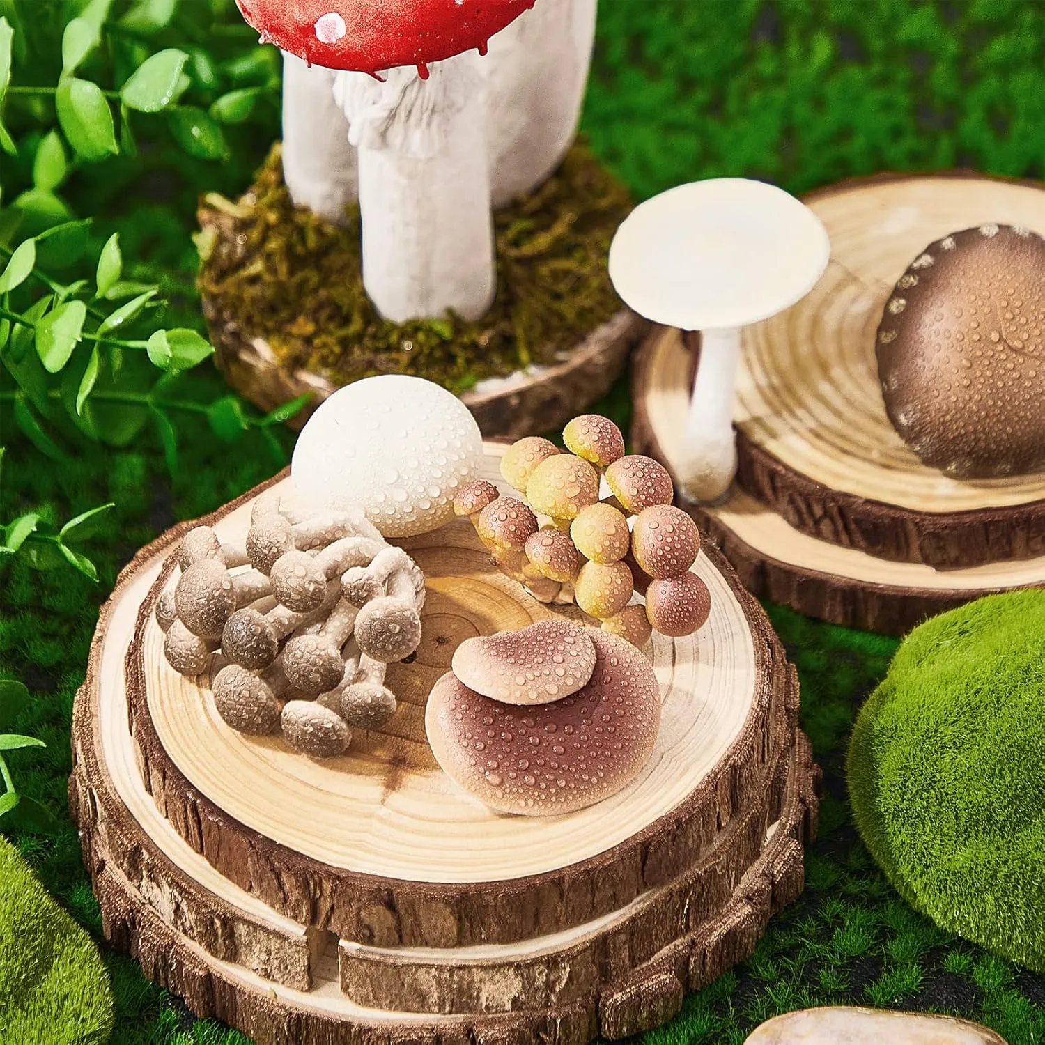 Deekin 12 Pcs Figure Mini Miniatures Figurines Mini Realistic Decor Themed Party Gifts for Diorama Projects Birthday Gift Learning (Mushroom)