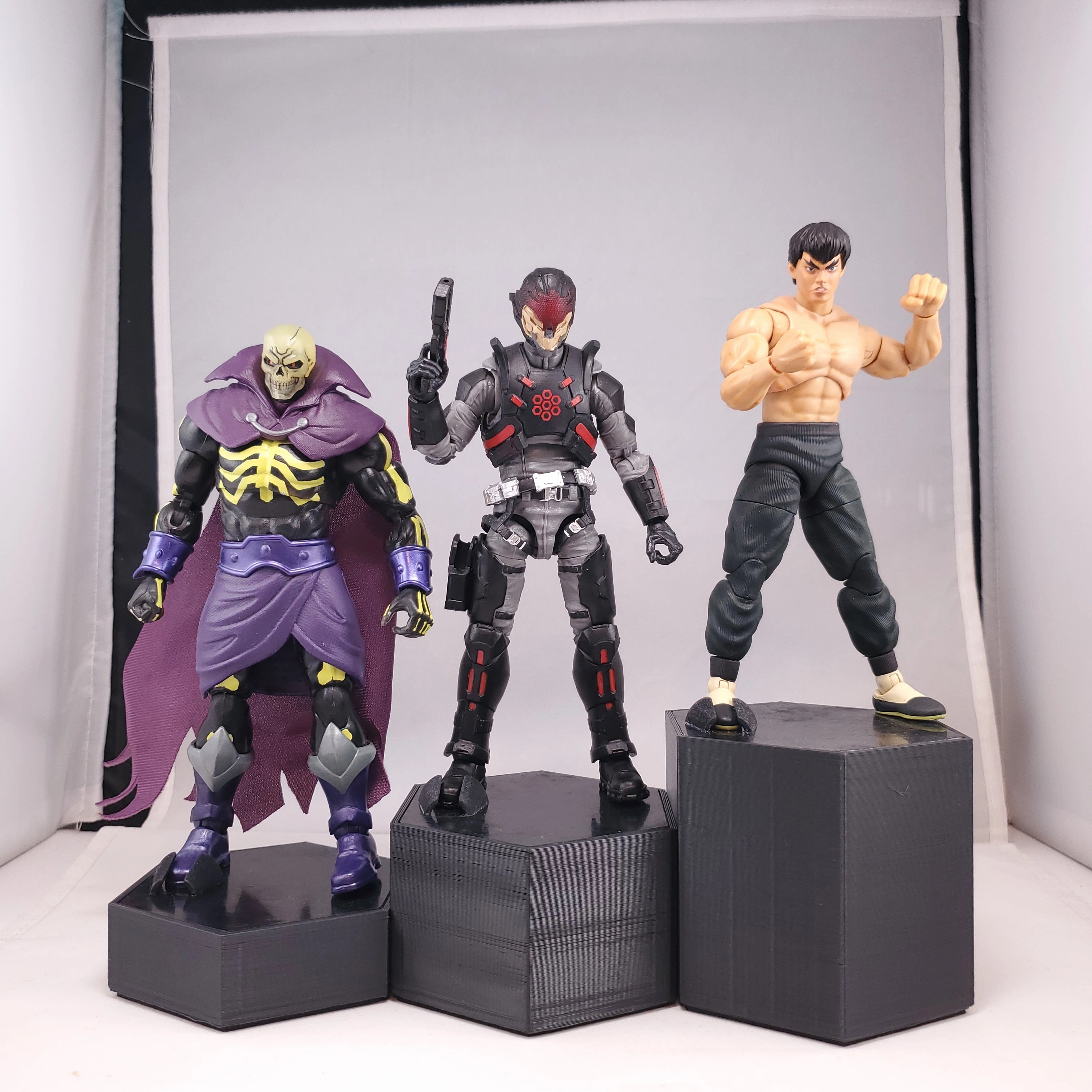 DispLayers: Action Figure Display Stands