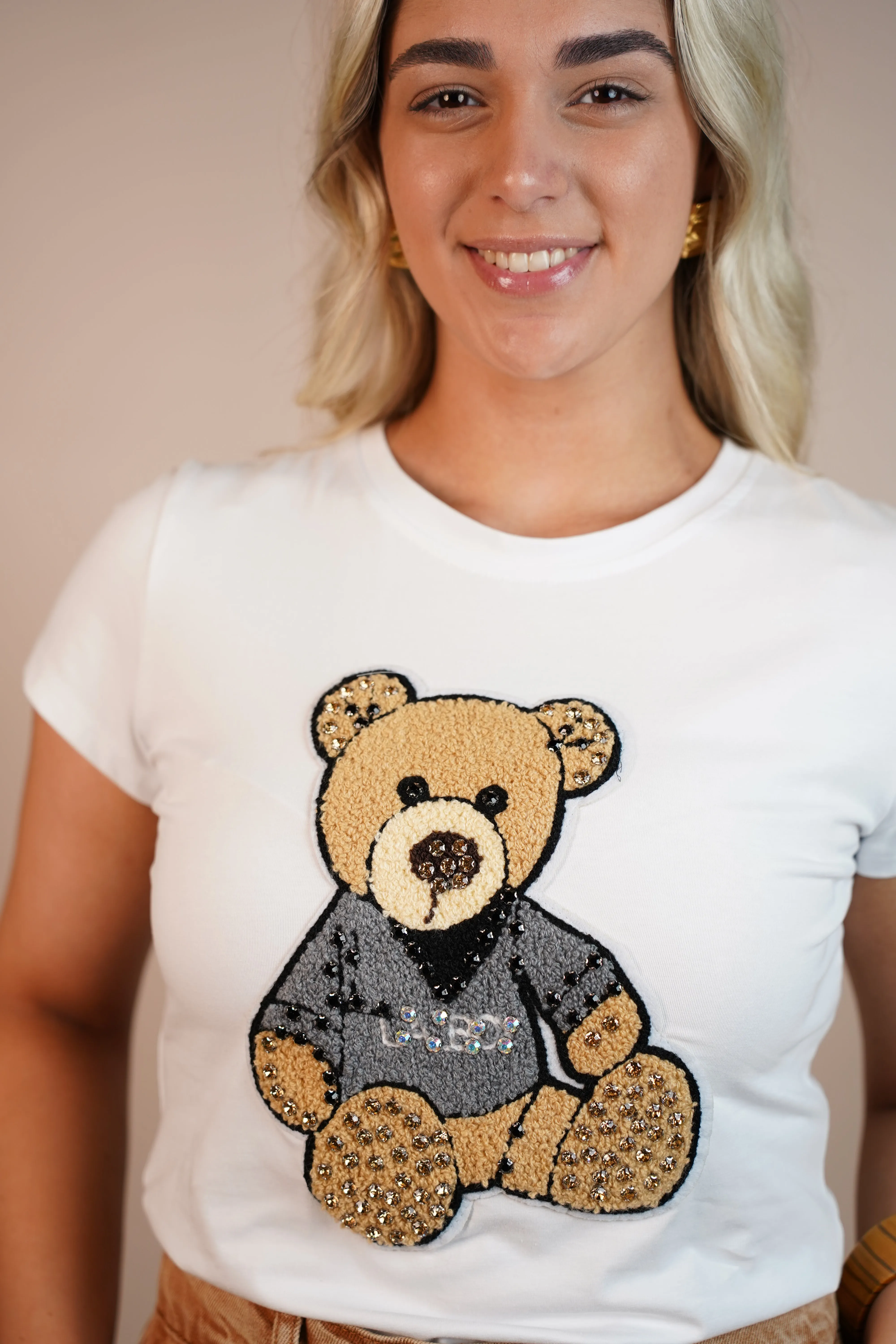 Dune Bear Sequin Graphic Tee – Playful, Whimsical, One-Size Charm