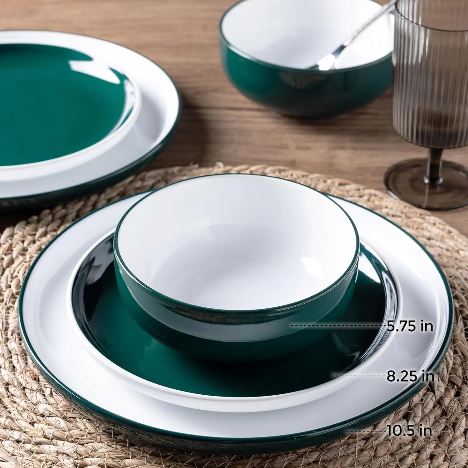 GBHOME 18 Pieces Ceramic Dinnerware Set, Modern White Dish Set for 6，Scratch Resistant Smooth Plates and Bowls Sets，Oven Safe，Microwave & Dishwasher