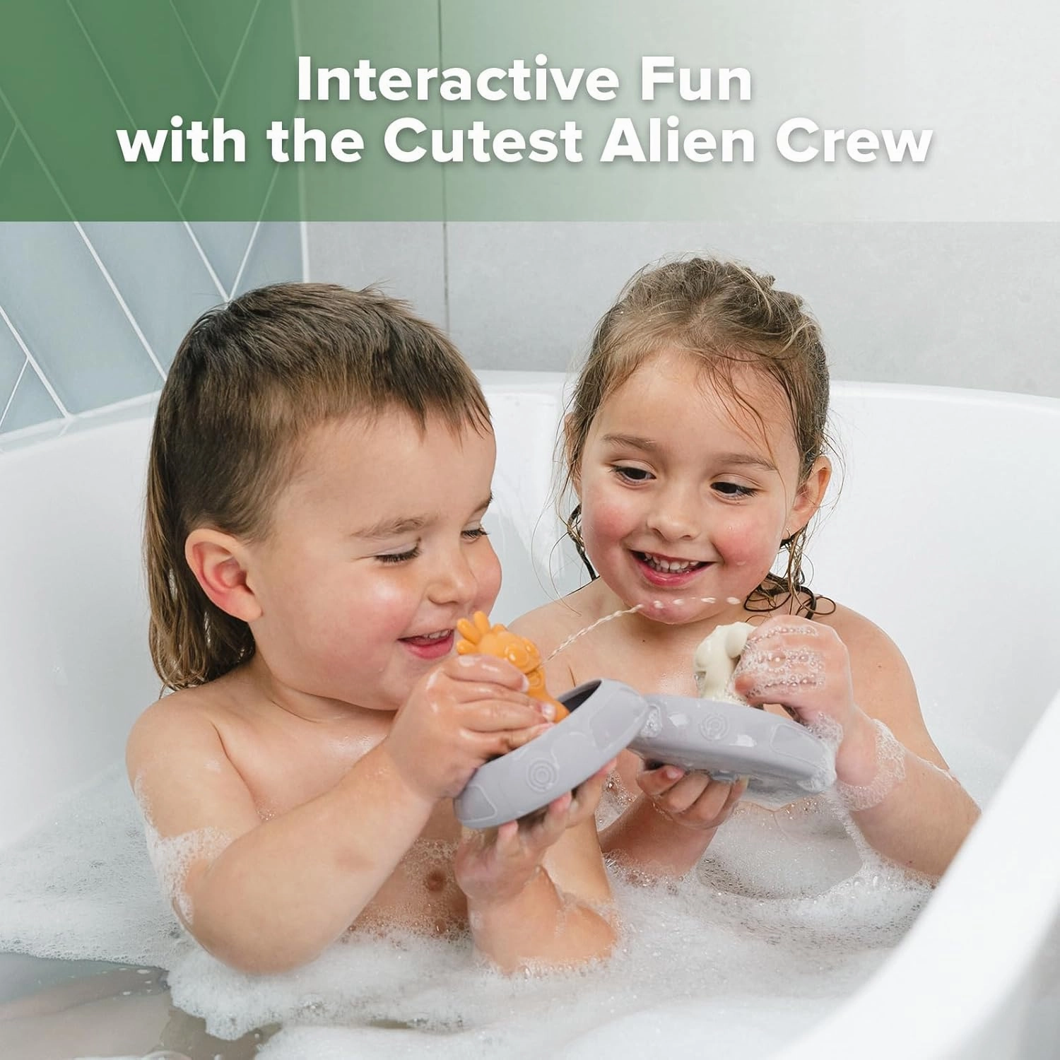 Haakaa Squeeze Alien Explorers Baby Bath Toys, Food Grade Silicone Toddler Bath Toys for Bathtubs/Swimming Pools/Beaches, Detachable Mold Free Floating Tub Toys for Kids Ages 1-3 (Bumble Dux)
