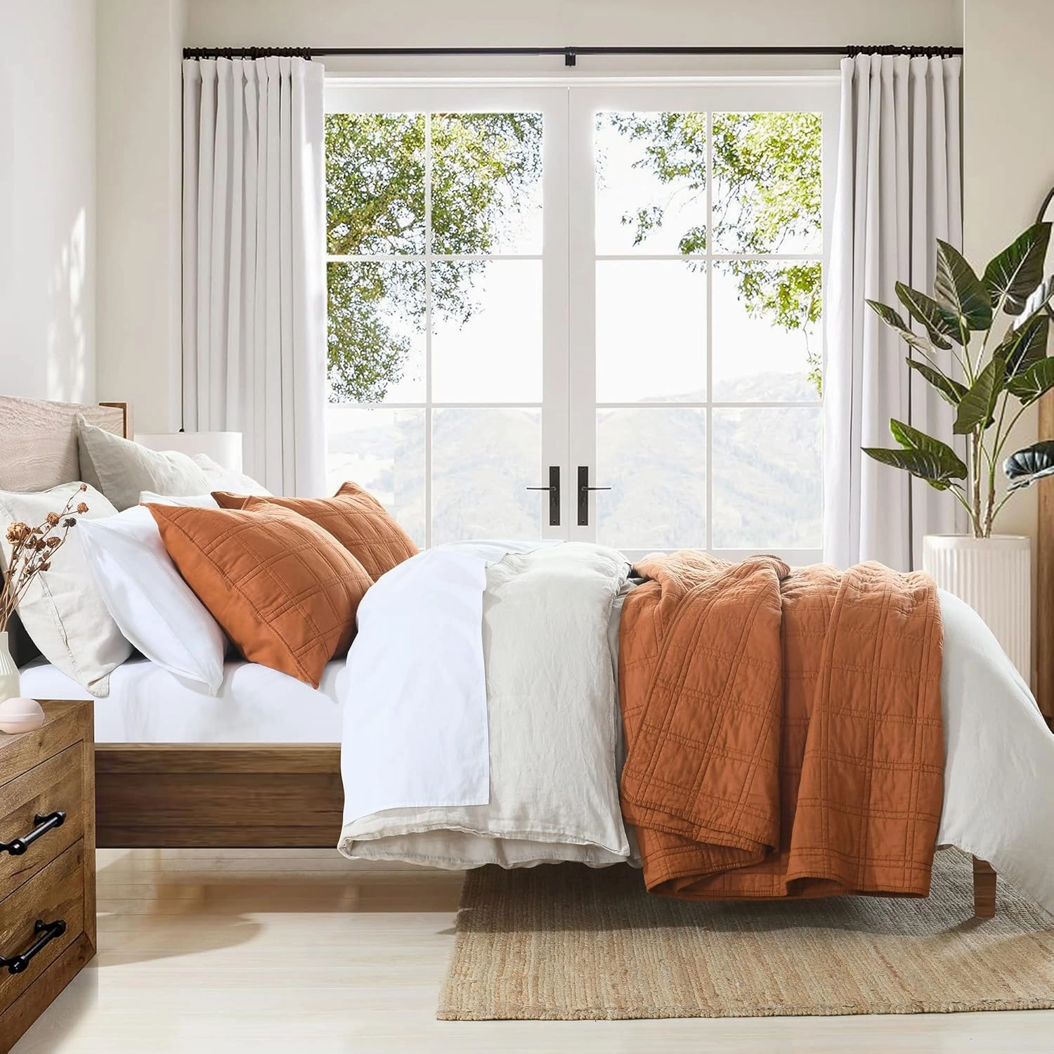 HORIMOTE HOME 100% Cotton Quilt Queen Size Burnt Orange Bedspread, Pre-Washed 3-Piece Cozy Lightweight Stitching Bedding Cover Coverlet Set with 2 Shams in Geometric Pattern for All Season
