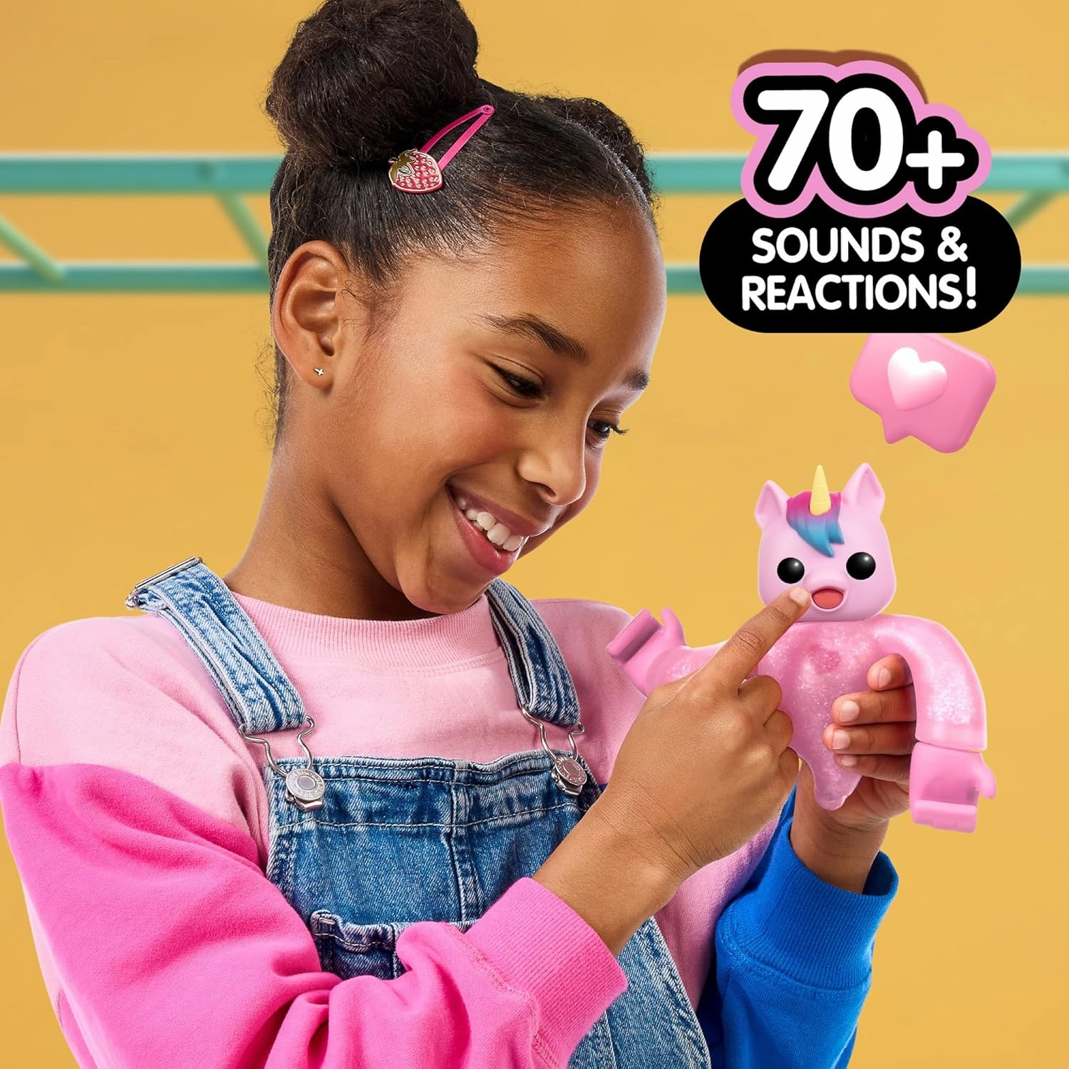 Little Live Pets Hug n' Hang Zoogooz - Uoolla Unicorn. Interactive Electronic Squishy Stretchy Toy Pet with 70  Sounds & Reactions. Stretch, Squish & Link Their Hands. Display Them & Hang Them Around
