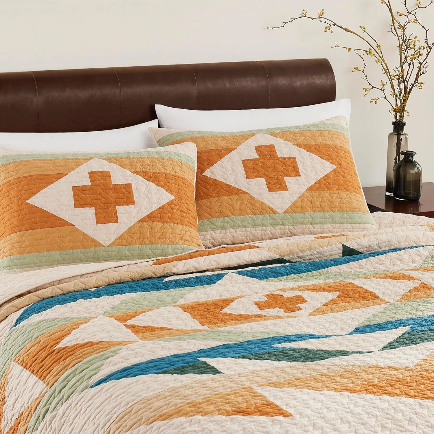 PENDLETON Solstice Canyon Quilt Set - Cotton Quilt with Colorful Canyon-Inspired Design, Machine Washable, Reversible, Includes Shams, Available in Twin, Full/Queen and King Sizes (King)