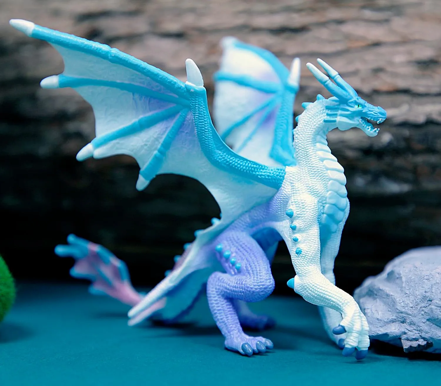 RECUR Wind Dragon Action Figurine, 7.5 Inch Statue Toys for Boys Girls Kids, RPG Figures Miniatures for Display & Roleplaying, Collectors Toy Age 3  