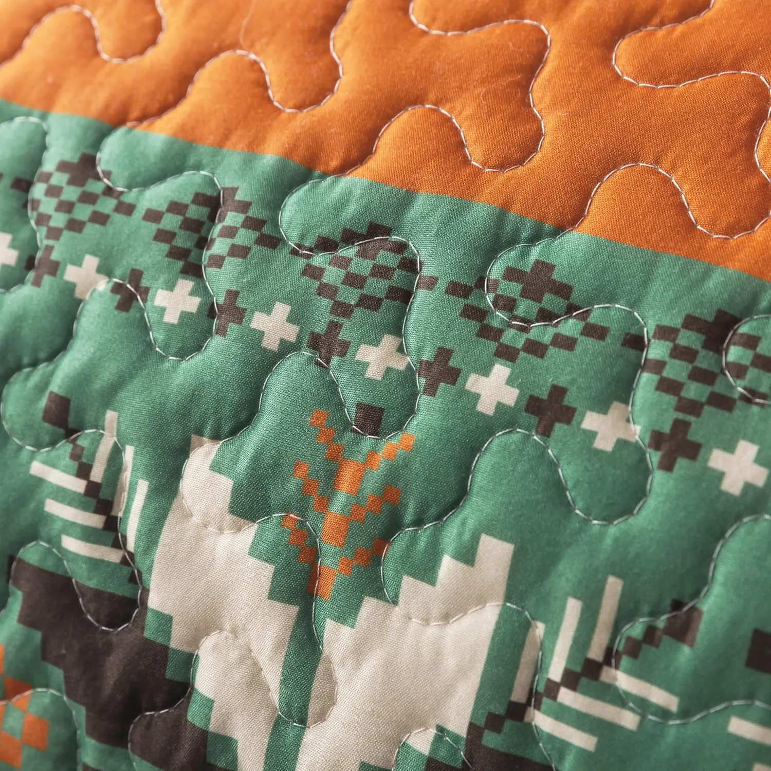 Soul & Lane Rustic Cabin Bear Quilt Set - Twin Size with 1 Sham, Wilderness Lodge Bedding with Country Nature Theme, Forest Quilted Bedspread with Outdoor Motif for Ski Lodge and Lake House