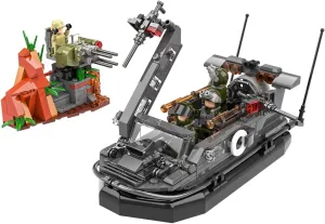 Warship Building Block Set Toy, Including 4 Small Figures, The Battleship Building Block Model Set with a Combat Platform is an Excellent Gift for Children and Adults (588 Pieces)