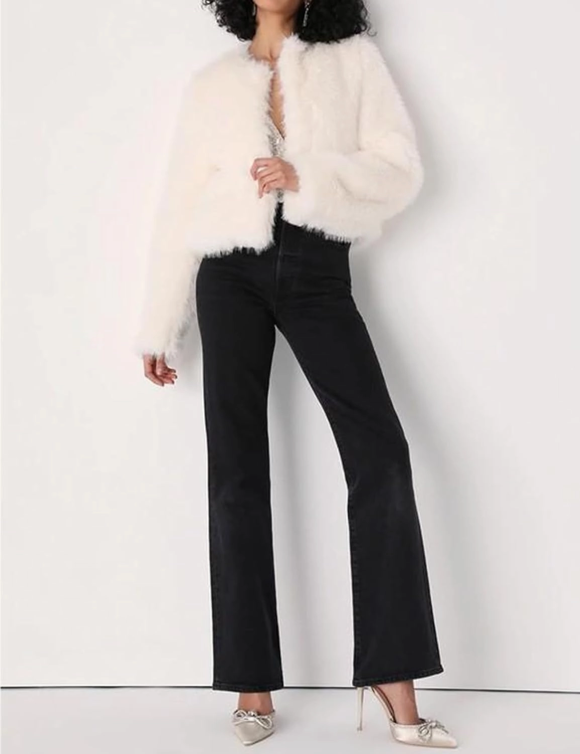 Wyeysyt Women's Cropped Faux Fur Jacket Winter Fashion Long Sleeve Open Front Cardigan Fluffy Shaggy Warm Short Coat