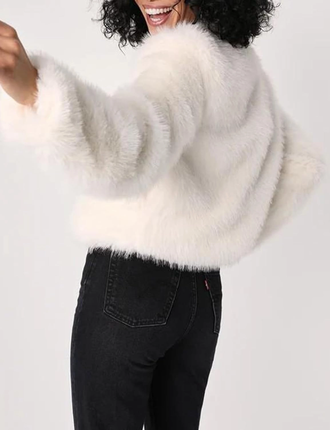 Wyeysyt Women's Cropped Faux Fur Jacket Winter Fashion Long Sleeve Open Front Cardigan Fluffy Shaggy Warm Short Coat